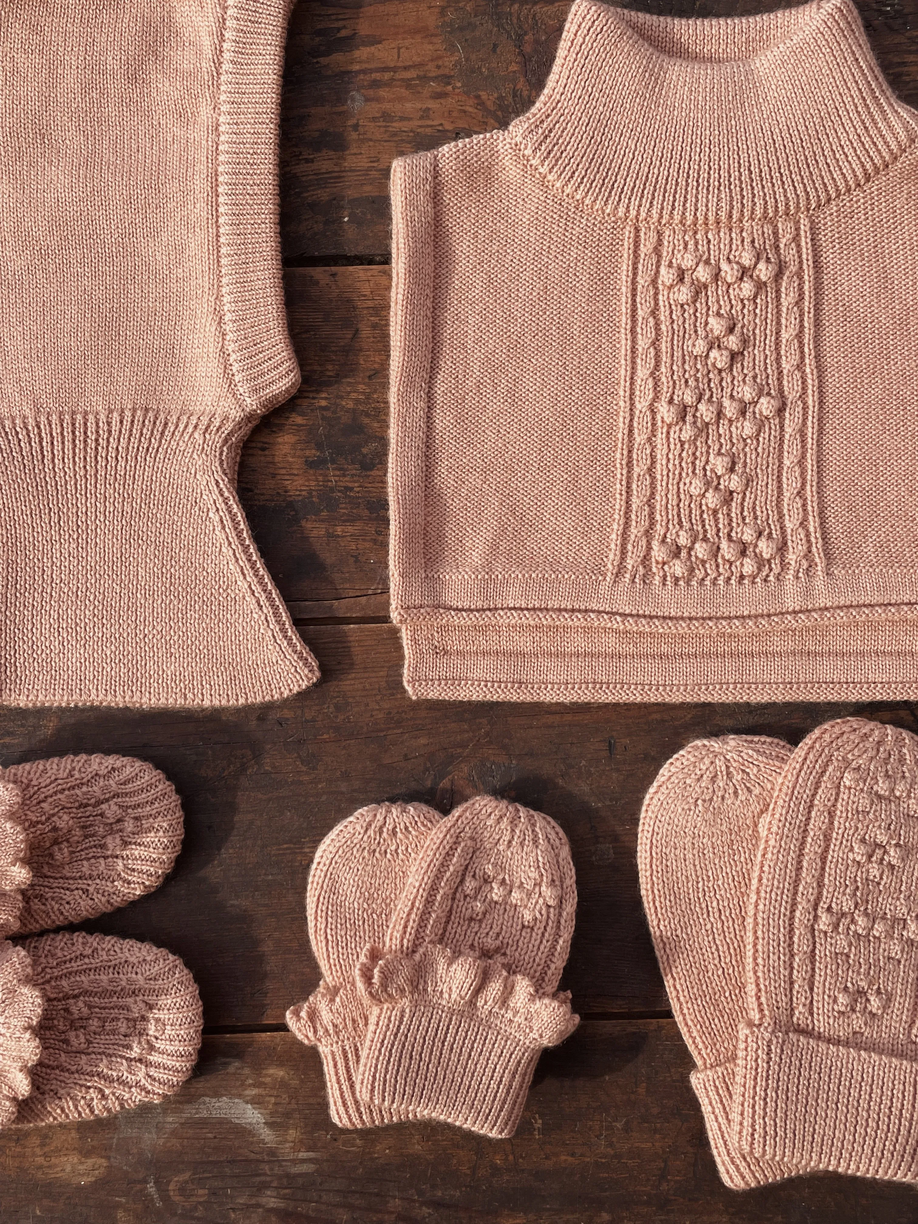 Konges Sljd Cabby Neckwarmer - Maple Sugar