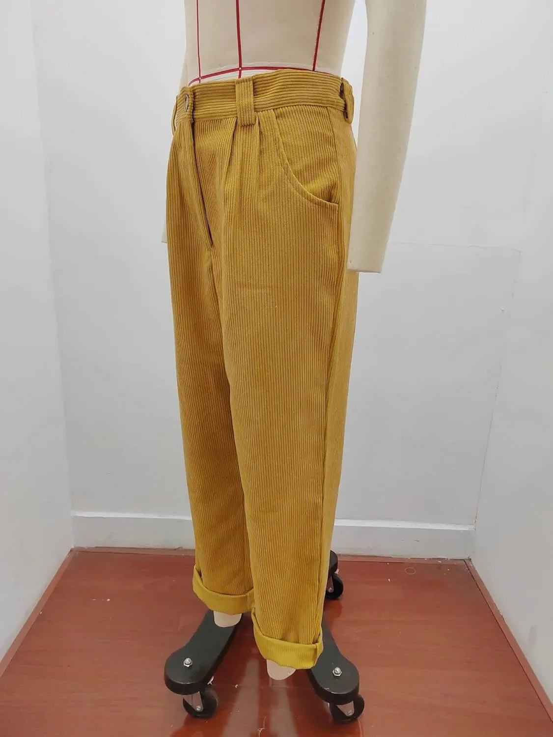 ZOCANIA Women's Corduroy Barrel Pants Mid-Rise Elastic Waist Harem Pants Wide Leg Baggy Trouser Work Boyfriend Cropped Pants